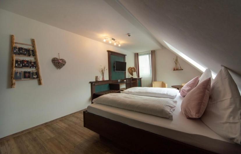 Hotel Restaurant Auerhahn Bad Wildbad Eksteriør bilde