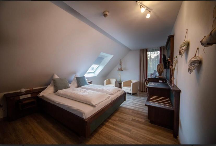 Hotel Restaurant Auerhahn Bad Wildbad Eksteriør bilde
