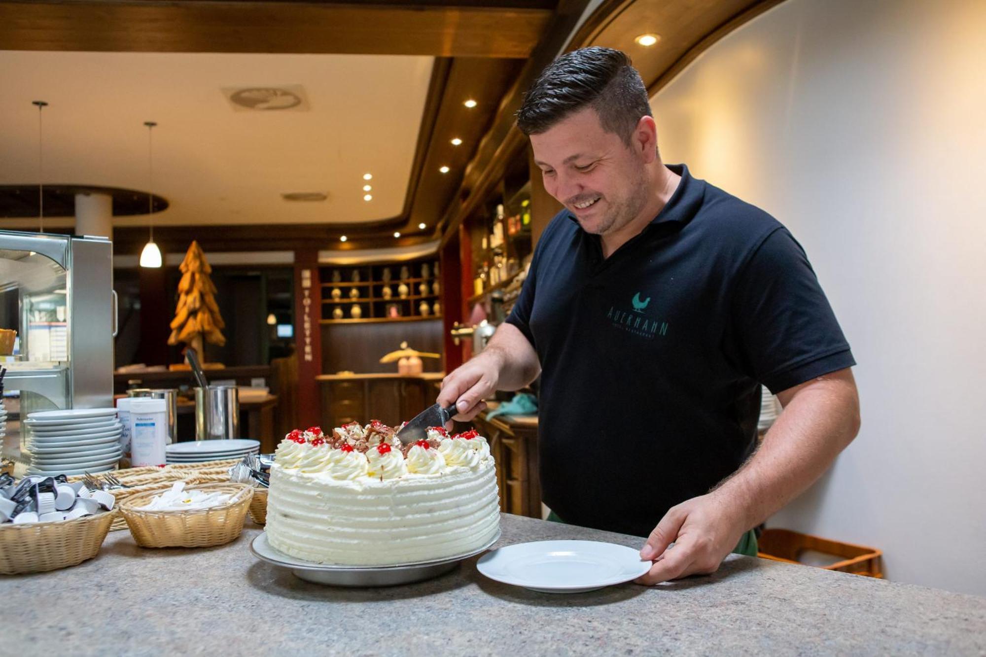 Hotel Restaurant Auerhahn Bad Wildbad Eksteriør bilde