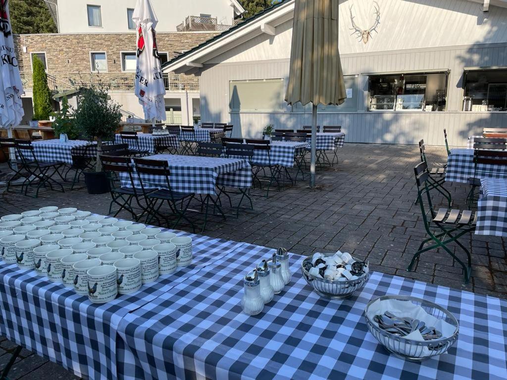 Hotel Restaurant Auerhahn Bad Wildbad Eksteriør bilde